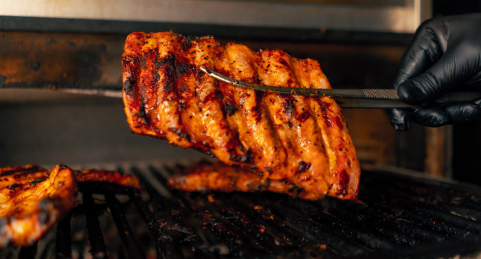 Fochista prepara le American Ribs